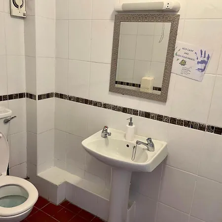 An Stor Townhouse 3*