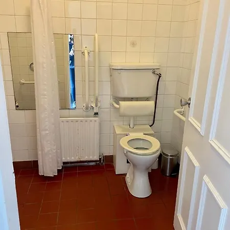 بيت ضيافة An Stor Townhouse