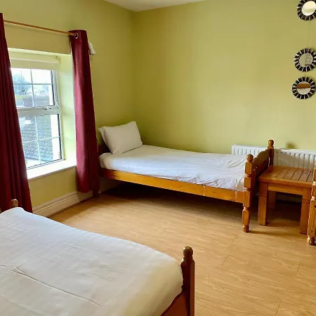 An Stor Townhouse ميدليتون