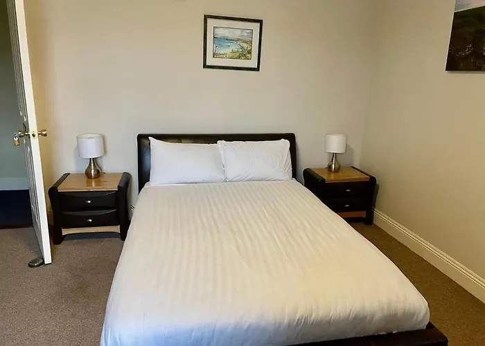 An Stor Townhouse 3*